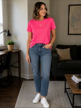 Vineyard Vines Hot Pink Short Sleeve Crewneck Tee